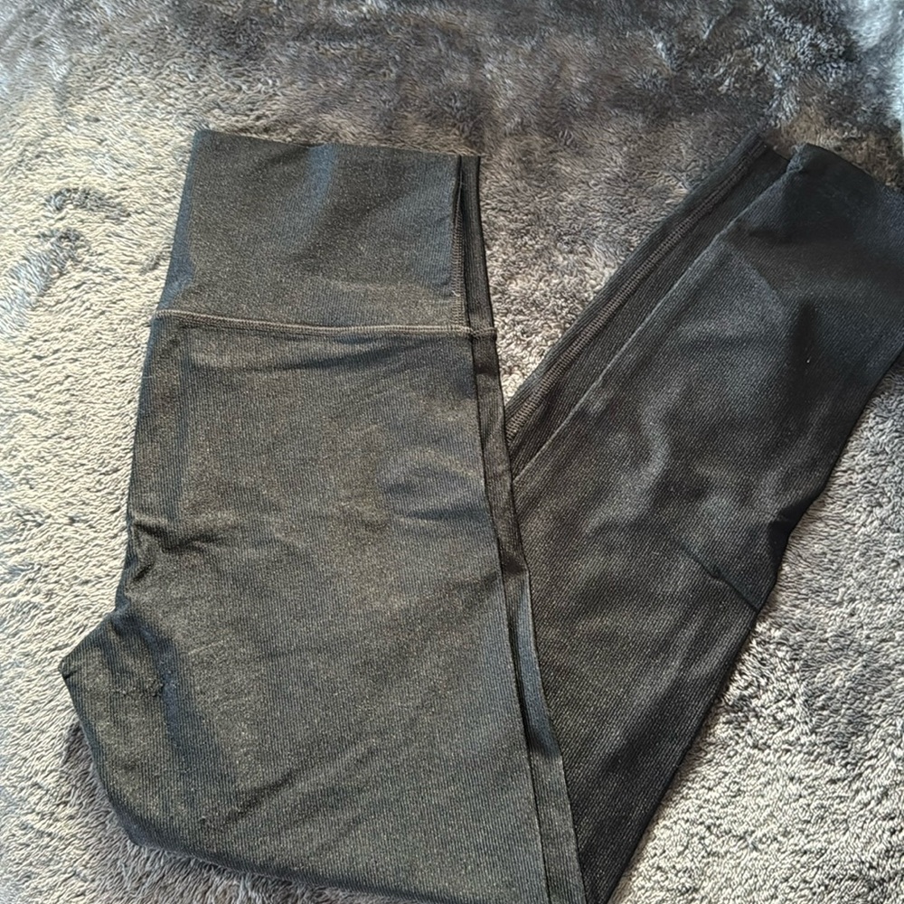 Offline by Aerie Ribbed Shine leggings